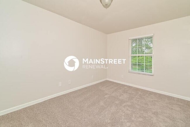 3 Bedroom Pet-Friendly Home in KNOXVILLE, TN with Main Street Renewal