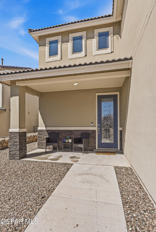 209 Reigate Dr