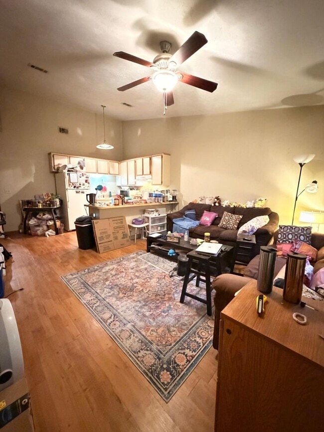Photo - 2 Bed/ 2 Bath Near FSU