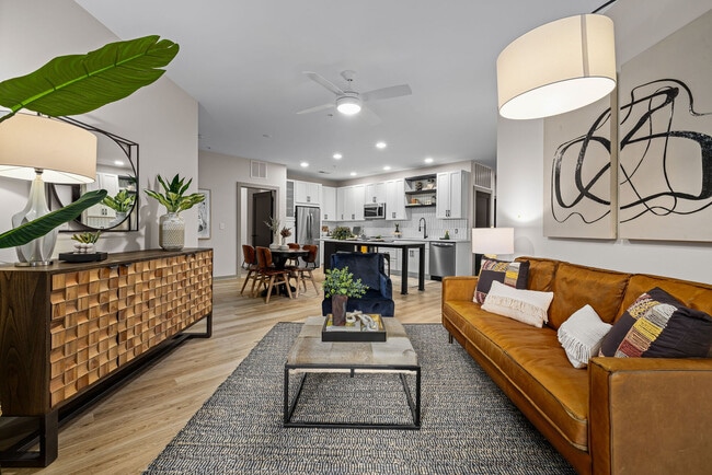 Photo - The Artreaux