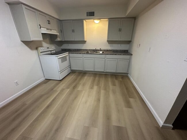 Photo - 9221 W Gary Rd