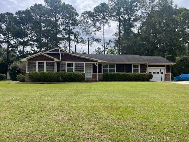 Building Photo - 2903 Hodges Rd