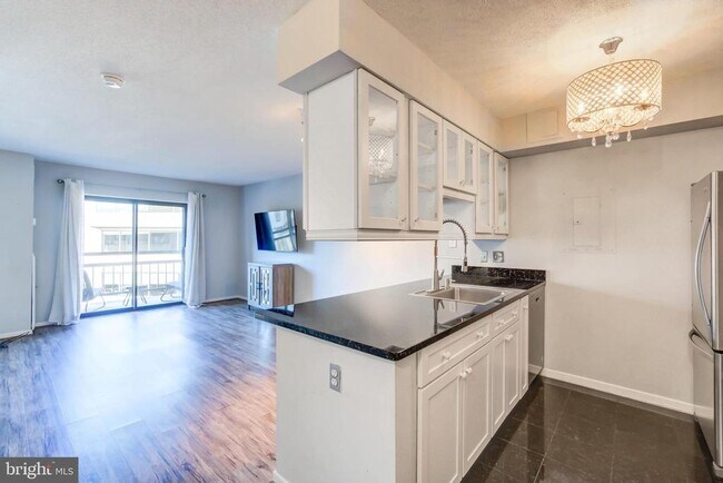 Photo - 2111 Wisconsin Ave NW Unit 608