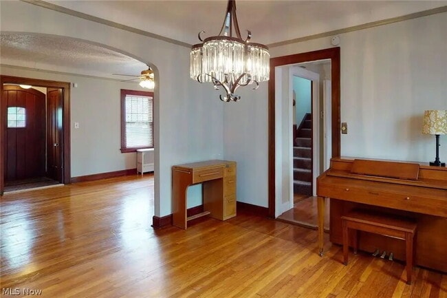 Photo - 3549 Bainbridge Rd