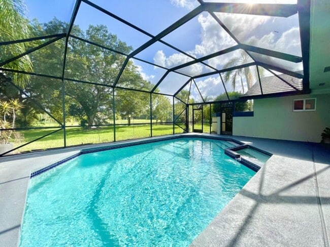 Photo - 11933 Waterwood Dr