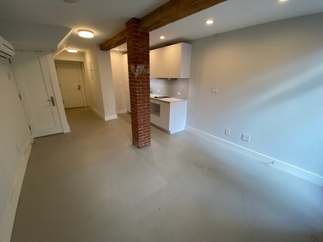 Building Photo - 468 Massachusetts Ave Unit 12 Rental
