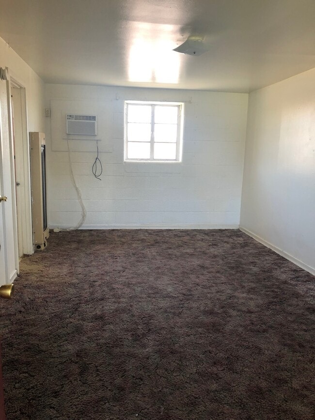 Building Photo - Southwind Apartments