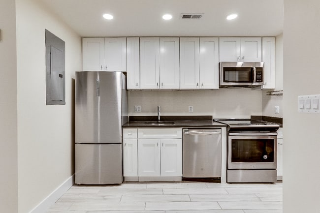 Photo - 2919 11th St NW Unit B