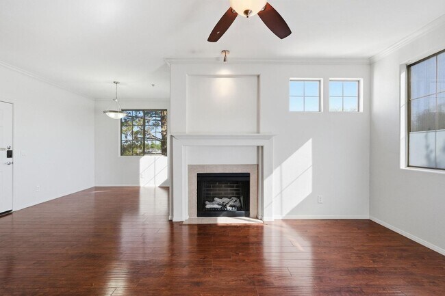 Photo - 1941 S Pierpont Unit Apt 2070