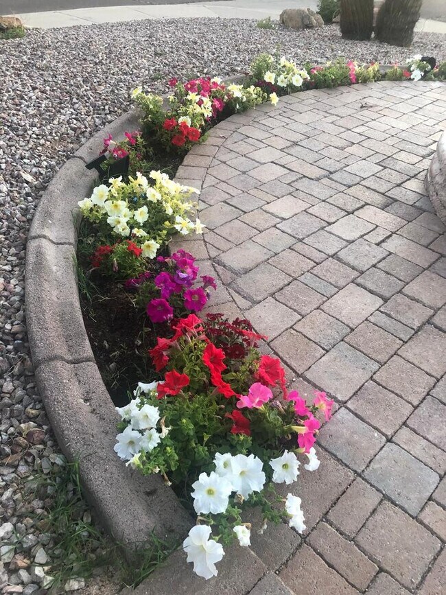 Photo - 6018 E Old W Way