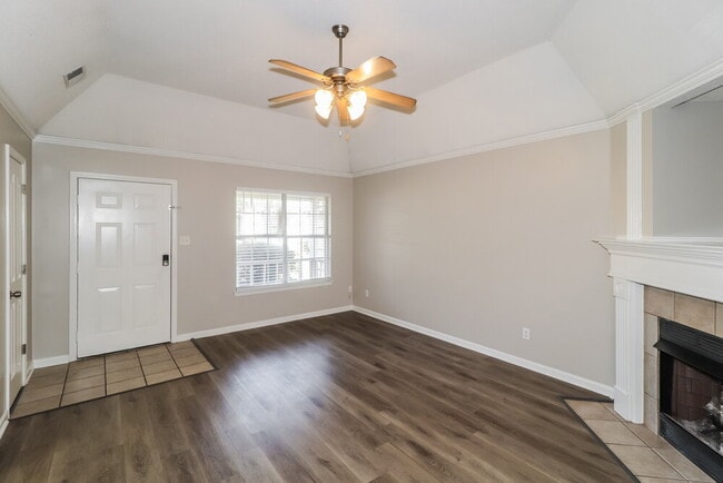 Photo - 1067 Cross Meadow Rd