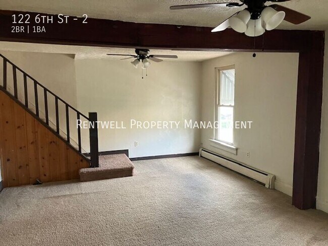 Photo - 122 6th St Unit 2