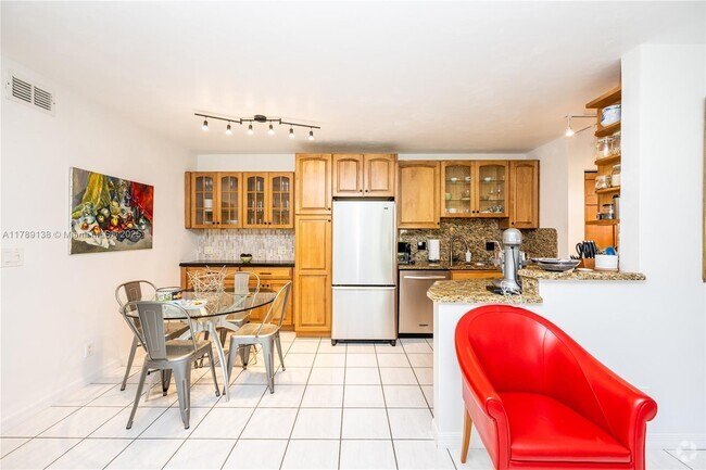 Building Photo - 677 Trace Cir Unit 102 Rental