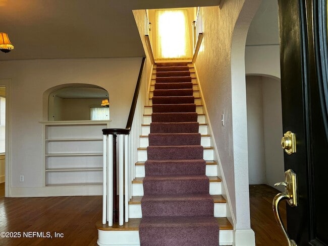 Photo - 1924 Arcadia Pl