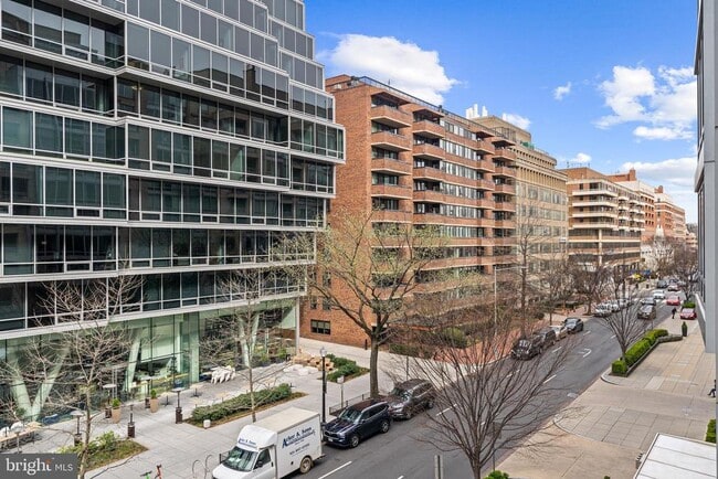 Photo - 1111 23rd St NW Unit 4C