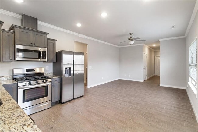 Photo - 400 Barbet Dr