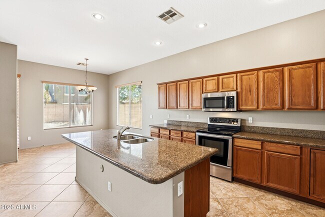 Photo - 18185 W Rimrock St