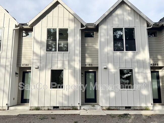 Photo - 4383 SE Tolman St