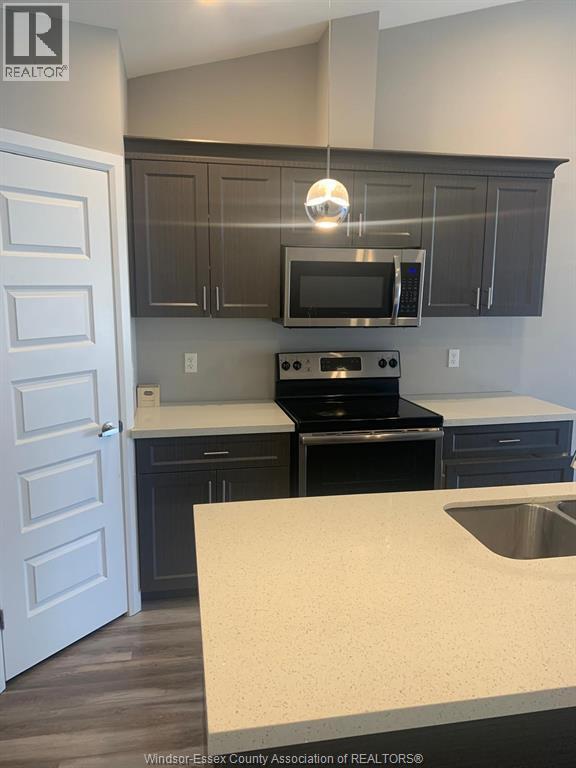 Photo - 3614 Hallee Cres