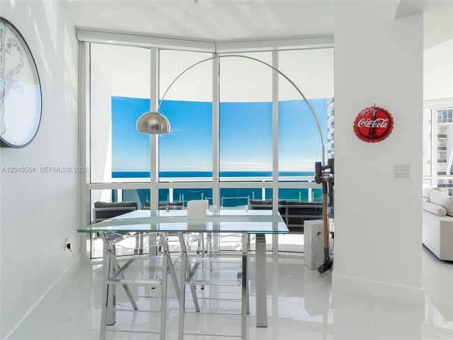 Photo - 18201 Collins Ave Unit 4709A