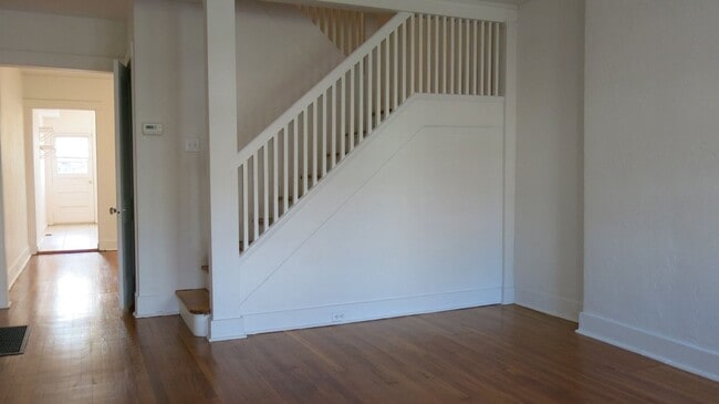 Photo - Available January 1,2026 Lease ends July 2...