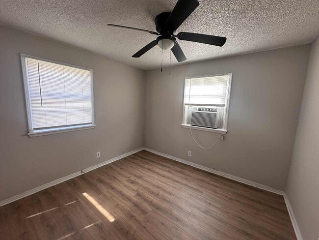Photo - 1-Bedroom Duplex in Tulsa! Unit Apt A