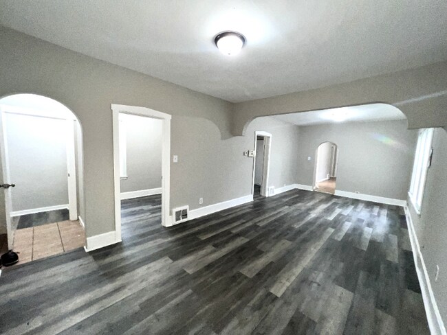 Photo - 11615 S Harvard Ave Casa