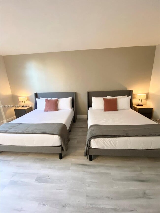 Photo - 4001 S Ocean Dr Unit 4M