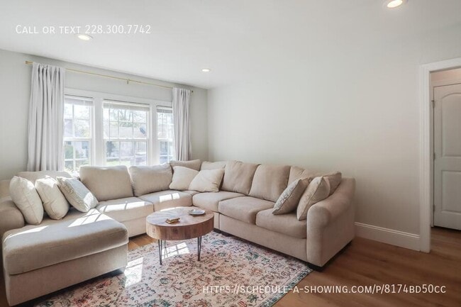 Photo - 187 Bilmarsan Dr