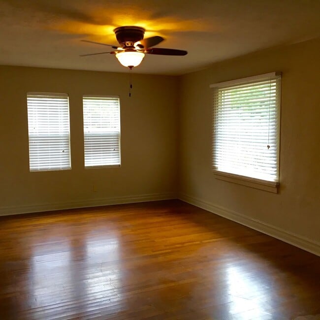 Photo - 740 NW 16th St
