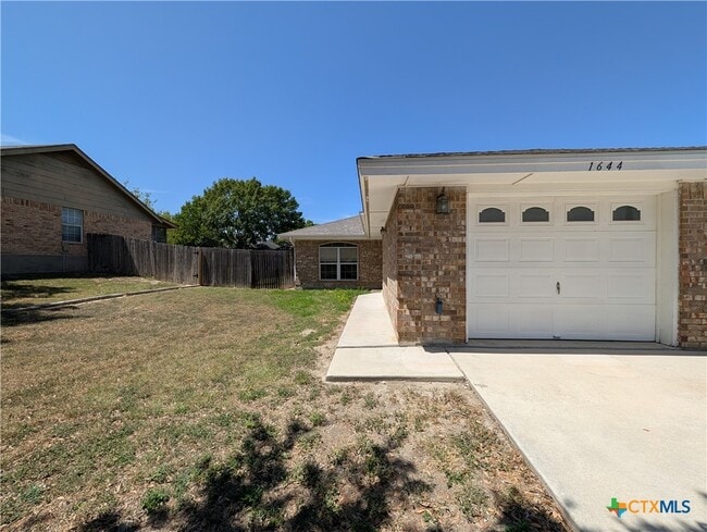 1644 W County Line Rd