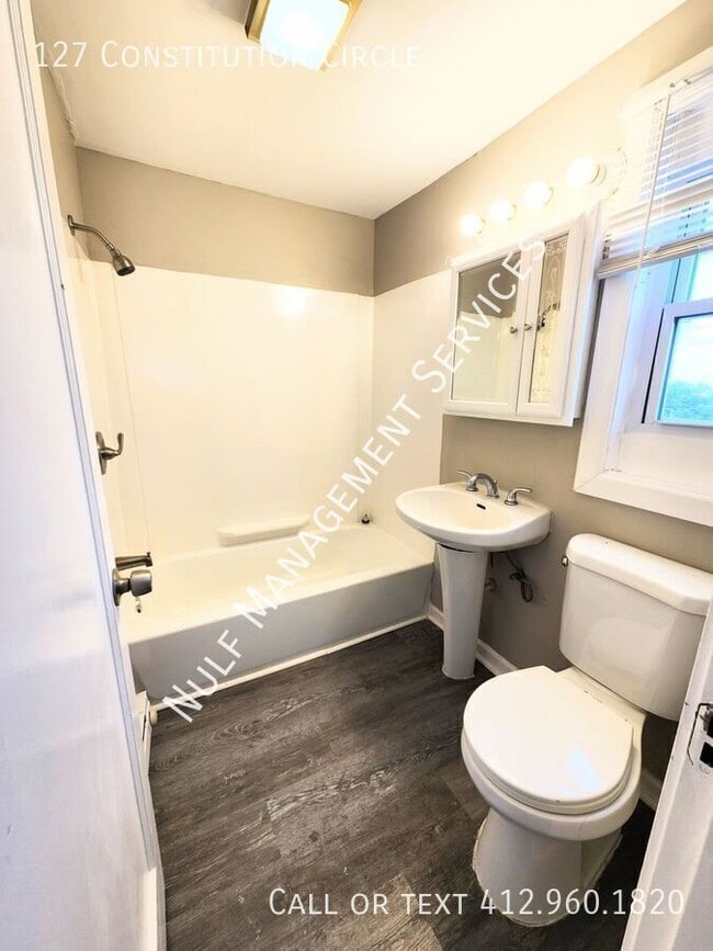 127 Constitution Cir