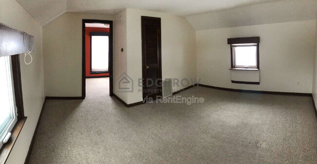 Photo - 5554 Pleasant Ave