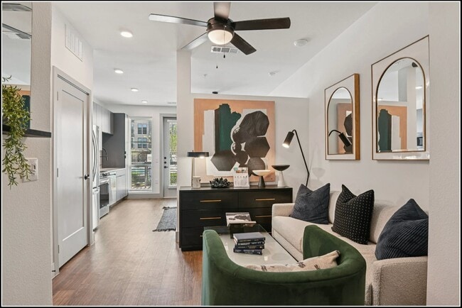 Photo - 2901 Lady Bettye Dr Unit 2022