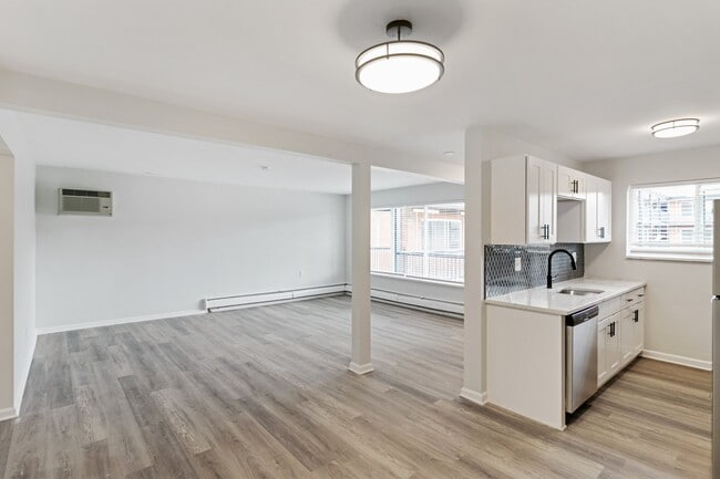The Park on 13 Apartments - Royal Oak, MI