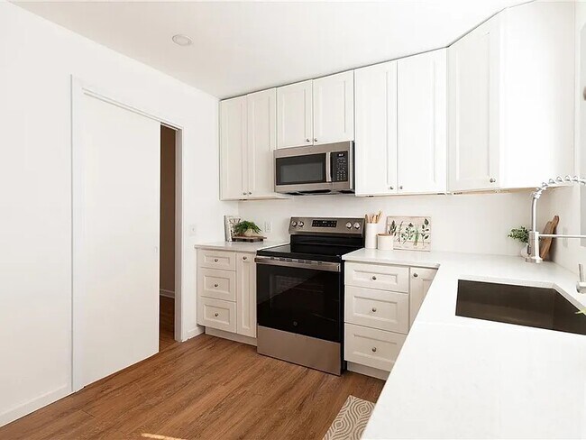 Photo - 4334 Randall Dr