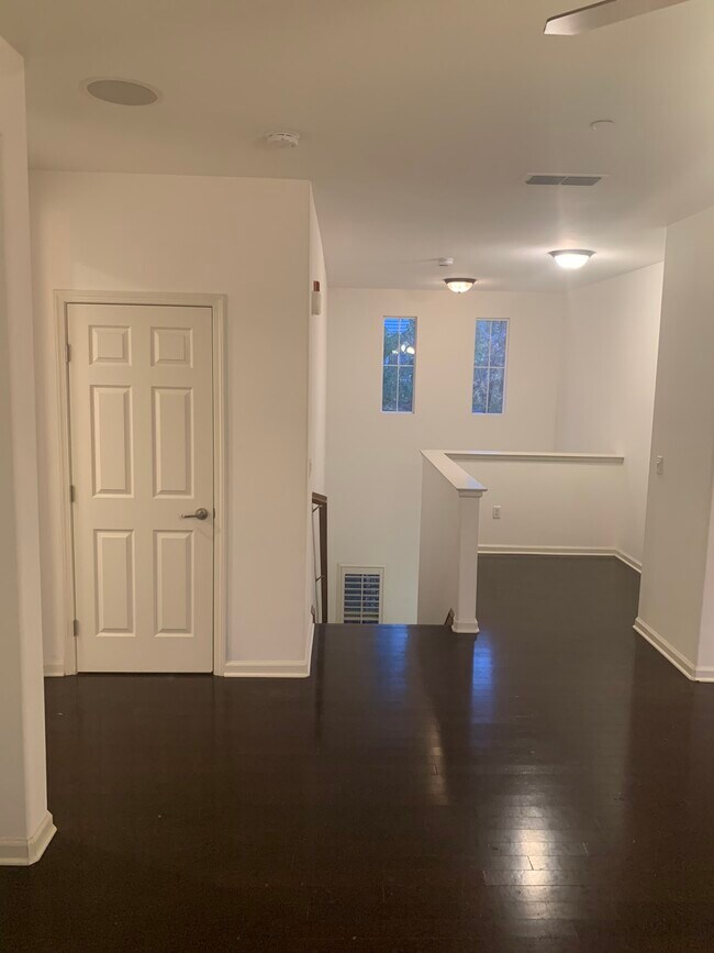 Photo - 4059 Innovator Dr