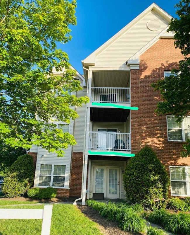 Closer view of balcony - 3712 Excalibur Ct Condo Unit 201