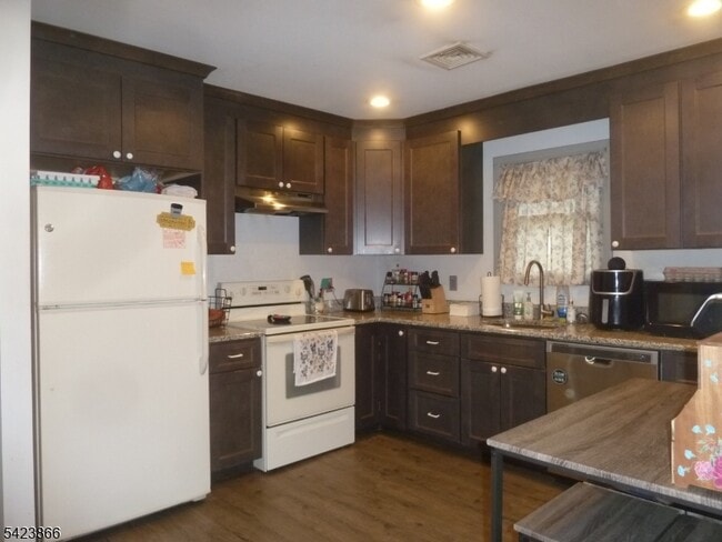 Photo - 72 Kennedy Rd
