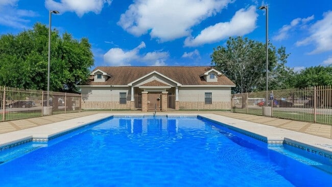 Photo - La Villa De Alton