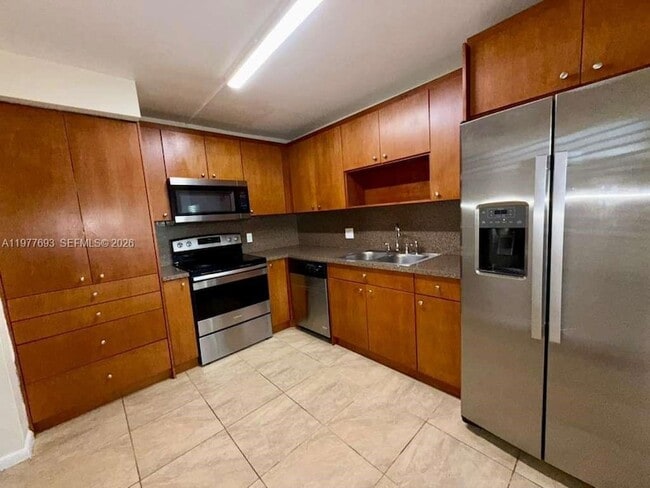 Photo - 16481 Blatt Blvd Unit 102