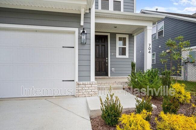 Photo - 704 Conifer Dr