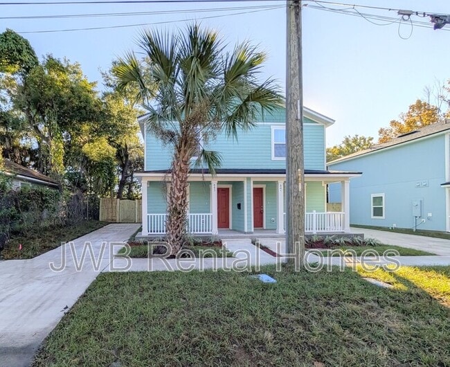 Building Photo - 843 Bridier St