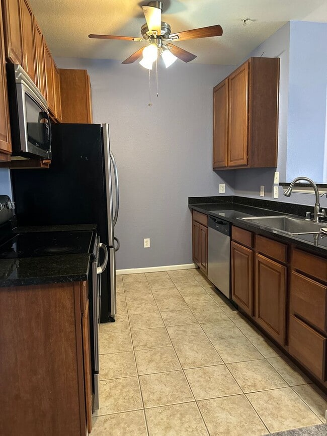 Photo - 2 bedroom 2 bathroom Condo in Erie