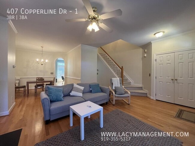 Photo - 407 Copperline Dr