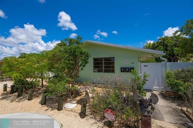 Photo - 805 NE 40th St Apartamento Unidad 1