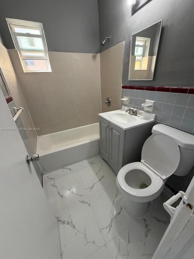 Photo - 16200 NE 19th Pl Unit 8