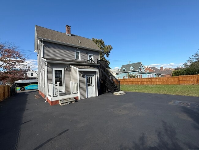 Photo - 128 Spring St