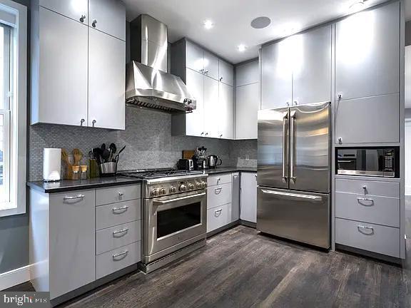 Photo - 819 6th St NW