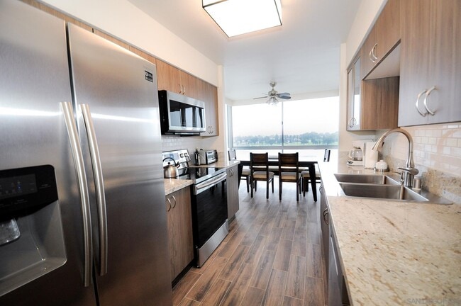 Photo - 1770 Avenida del Mundo Unidad 706